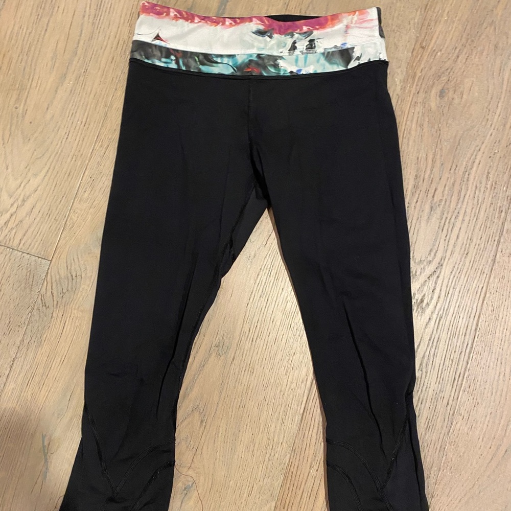 Lululemon Inspire Crop